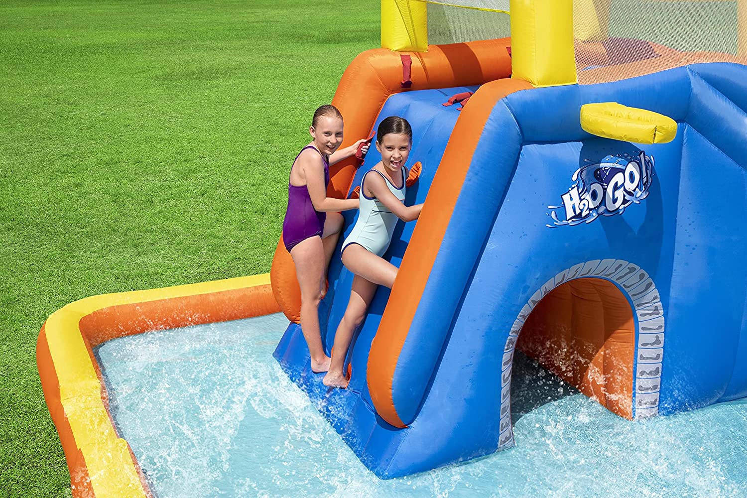 53377 H2OGO!® 18'1" x 16'6" x 8'8"/5.51m x 5.02m x 2.65m Super Speedway Mega Water Park - Image 5