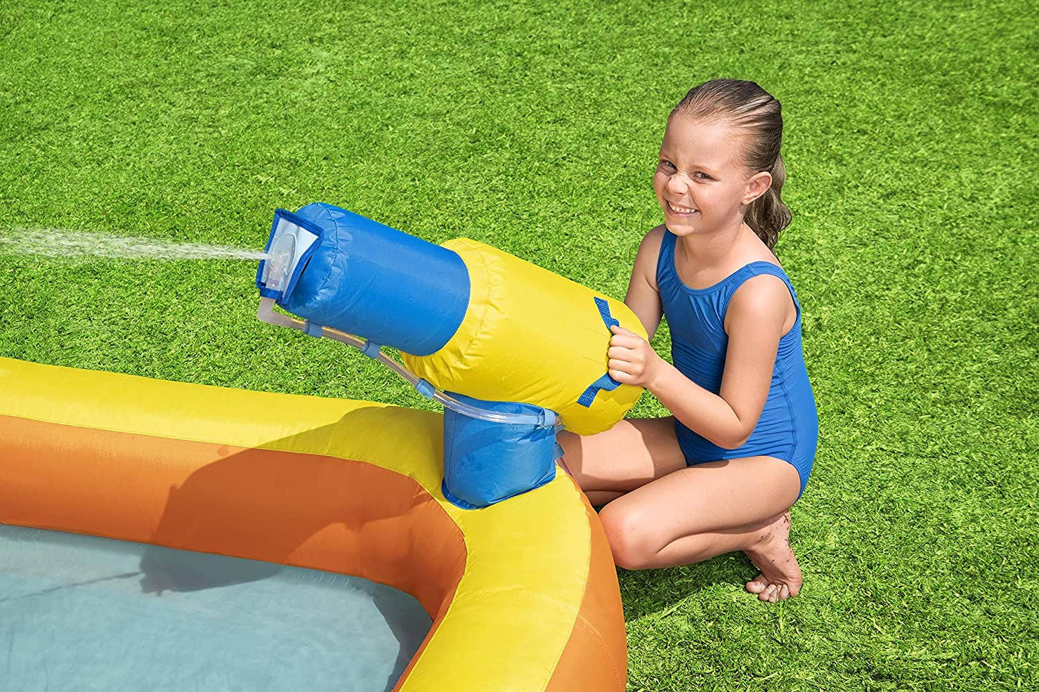 53377 H2OGO!® 18'1" x 16'6" x 8'8"/5.51m x 5.02m x 2.65m Super Speedway Mega Water Park - Image 8