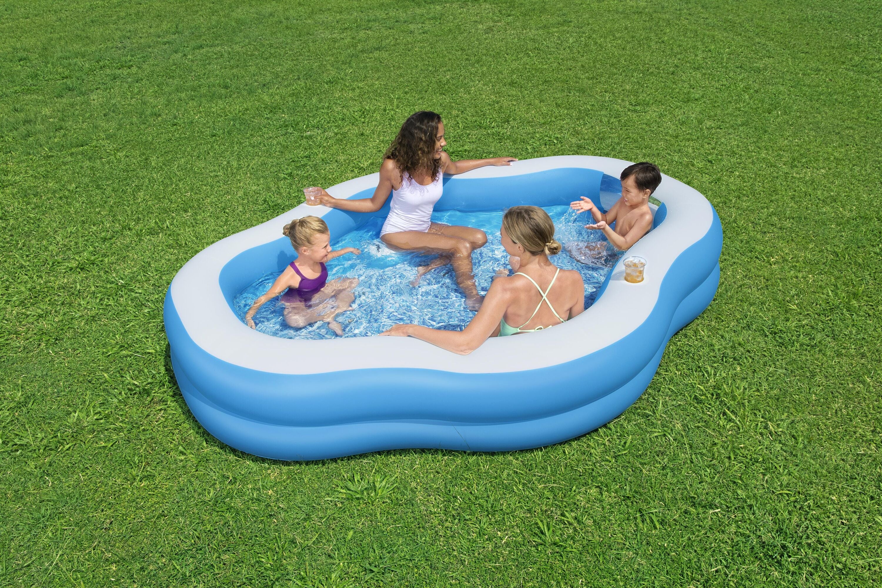 54409 Bestway® 8.10 Ft x 6.6 Ft x 20" Splashview Family Pool - Image 5