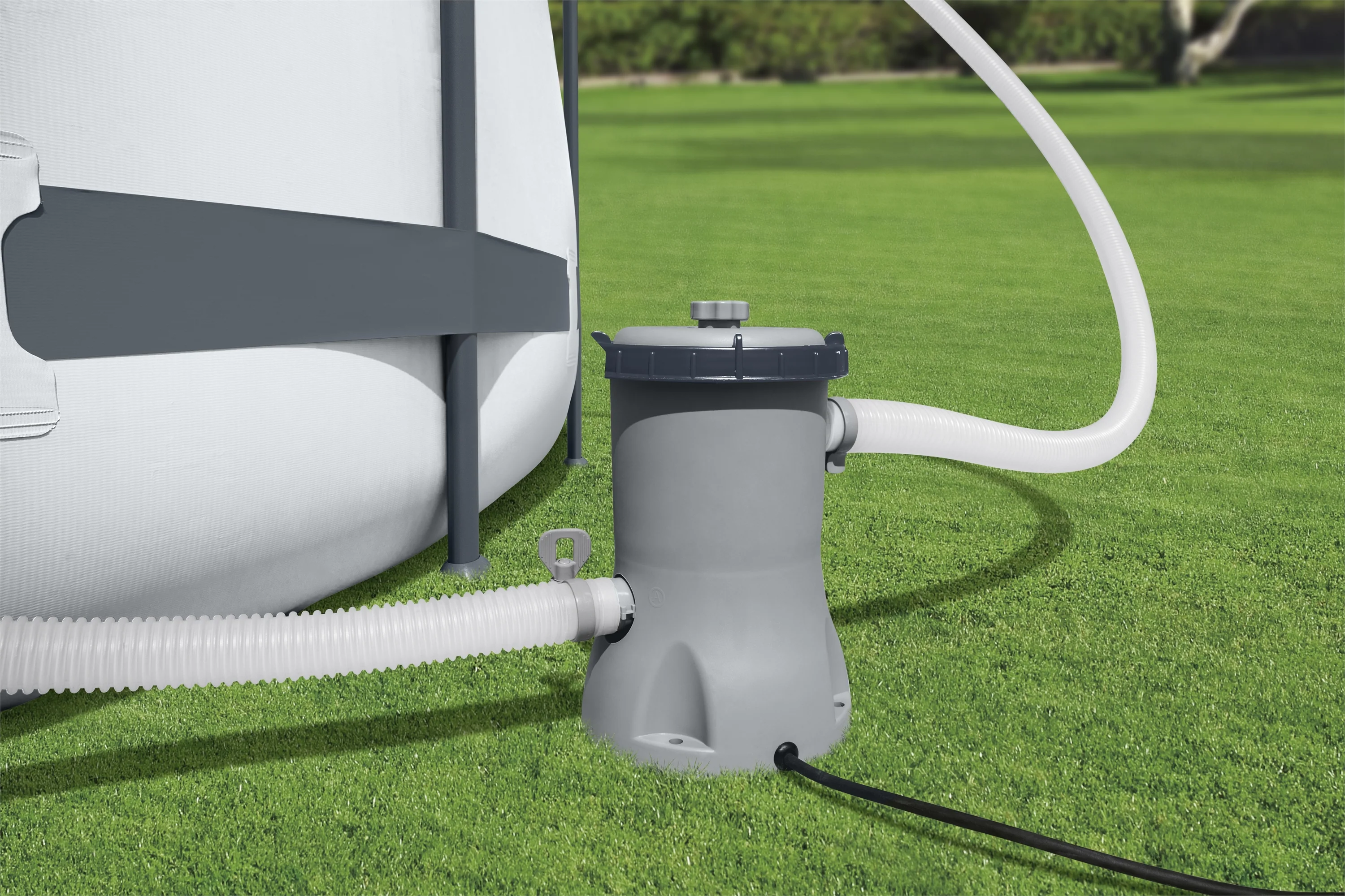 Bestway(58383) 2,006 L Above Ground Pool Filter Pump - Image 2