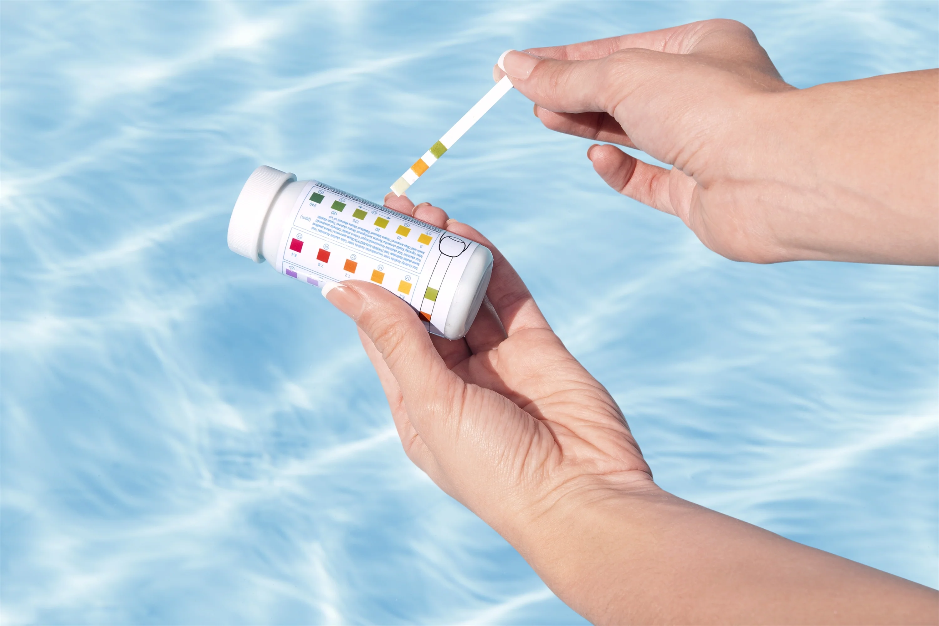 Bestway 58142 Pool & Spa Test Strips - Image 3