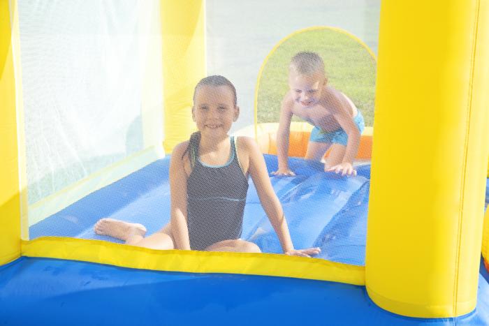 Bestway (53381) Portable Beach Bounce Water Park Jumper And Slider/ Pool - Image 8
