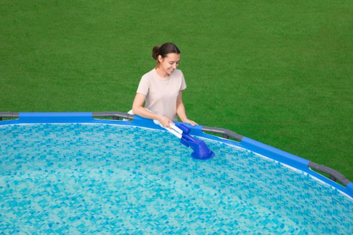 Bestway (58304) Portable Flowclear AquaClimb Automatic Pool Cleaner - Image 2
