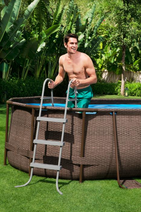 Bestway (58335) Portable Swimming Pool Ladder 3.5ft - Image 3