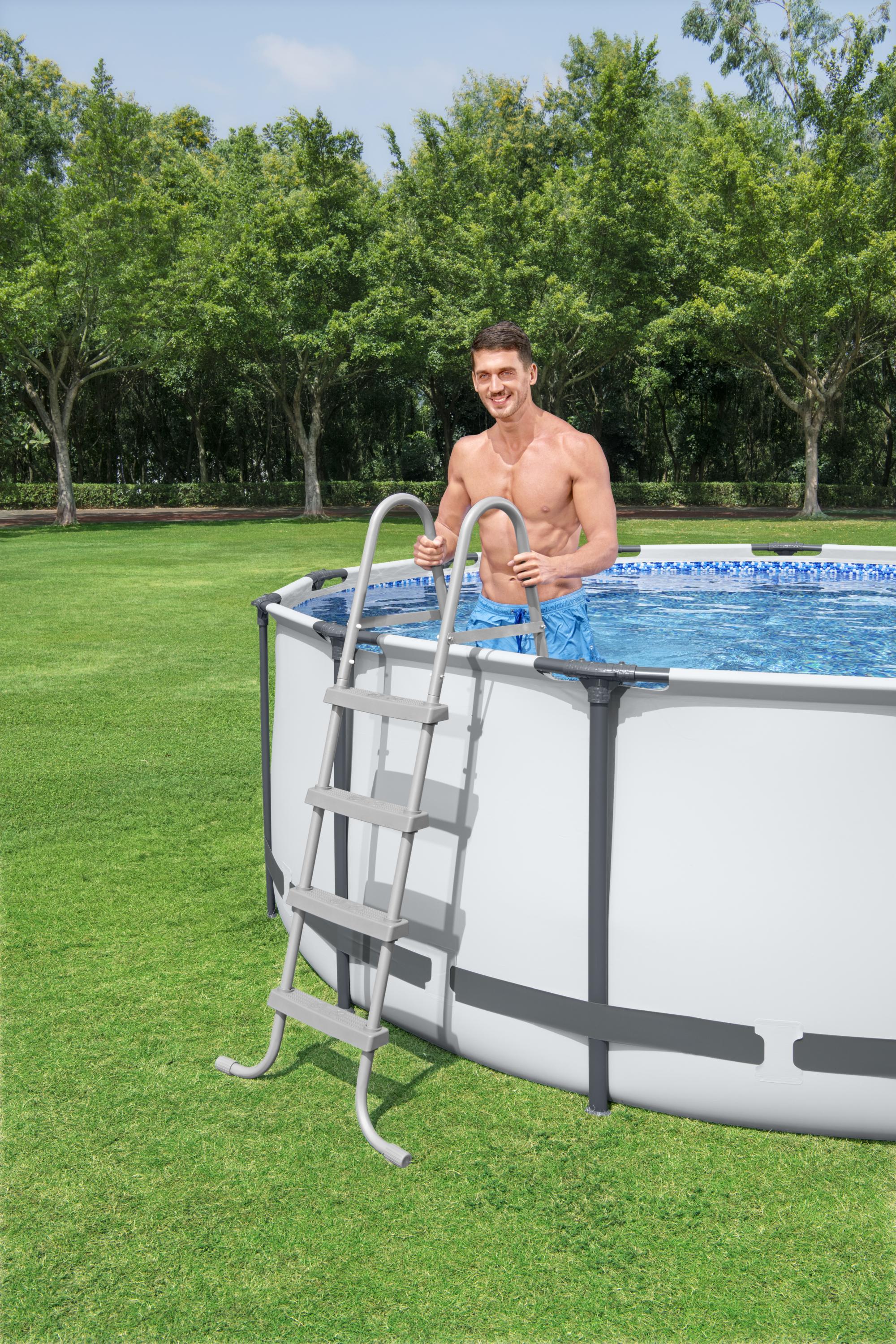 Bestway (58336) Above Ground Pool Ladder 48"/1.22m - Image 3