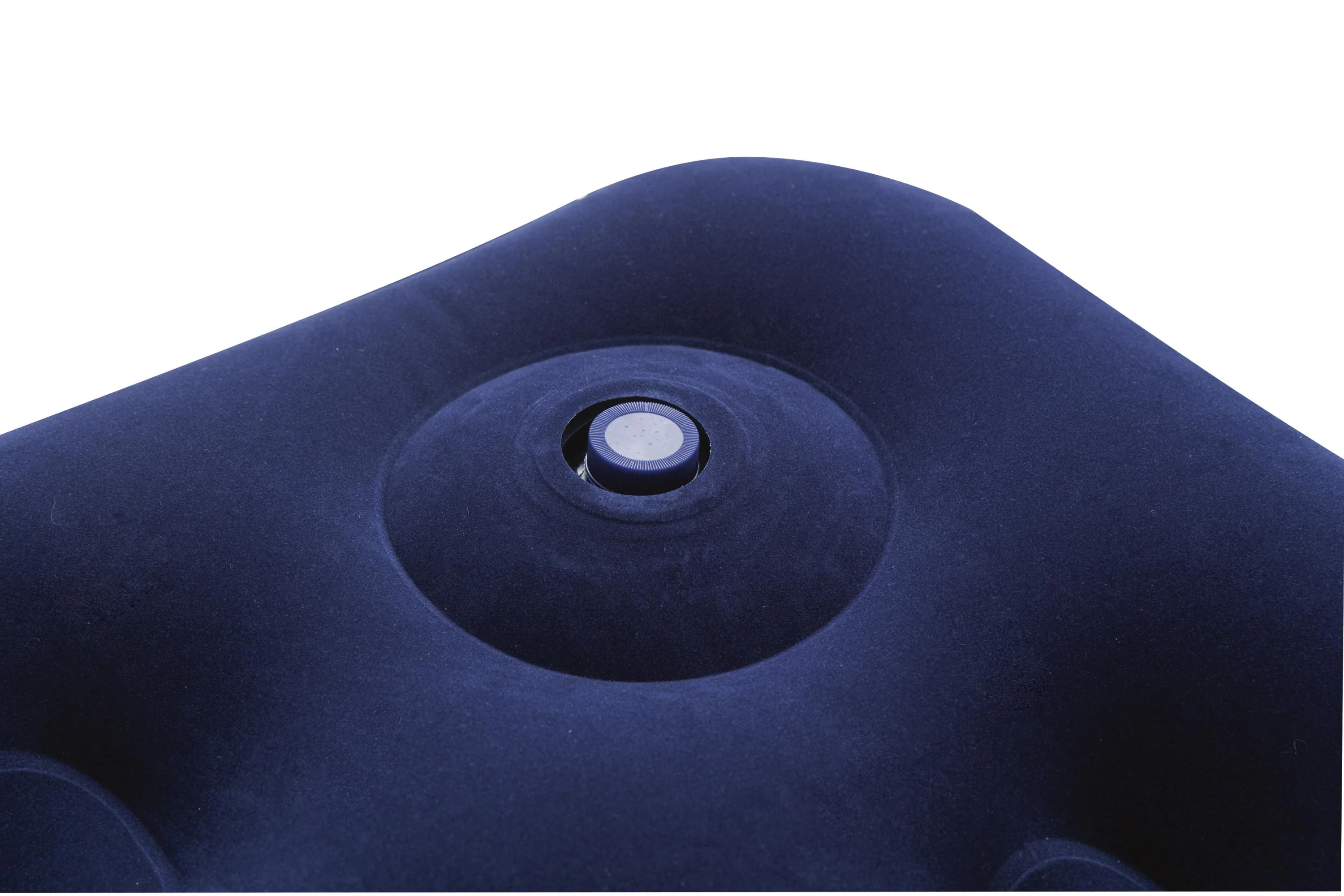 Bestway (67224) Airbed Built-in Foot Pump 6.1ft x 3.2ft x 0.9ft /1.88m x 99cm x 28cm - Image 4