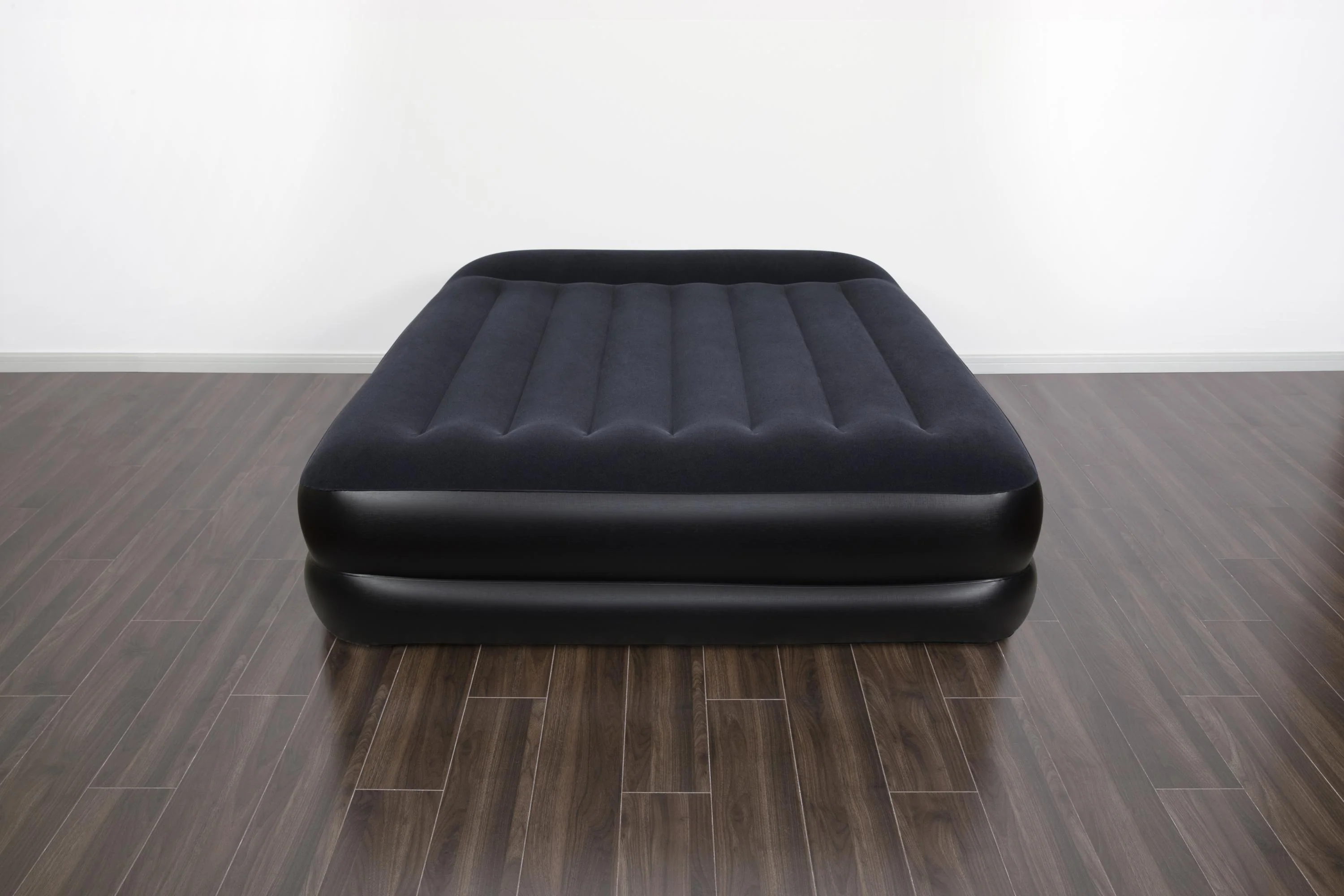 (67403) Bestway® Inflatable Air Bed- Single Bed For Home With Built-in AC pump 80" x 60" x 18"/2.03m x 1.52m x 46cm (67403) - Image 2