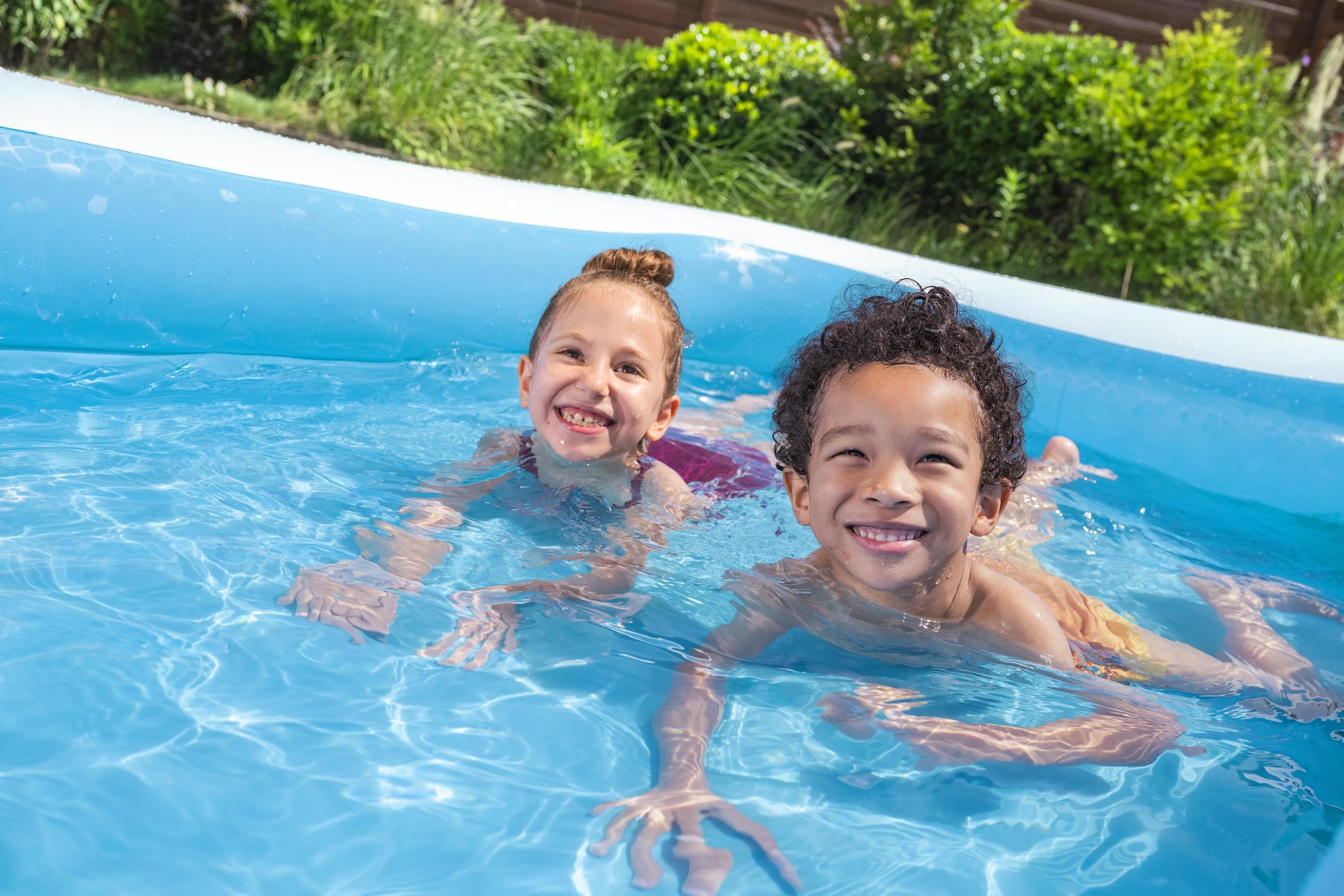 54006 Bestway 8.7Ft  inflatable pool With Free electric Air Pump - Image 3
