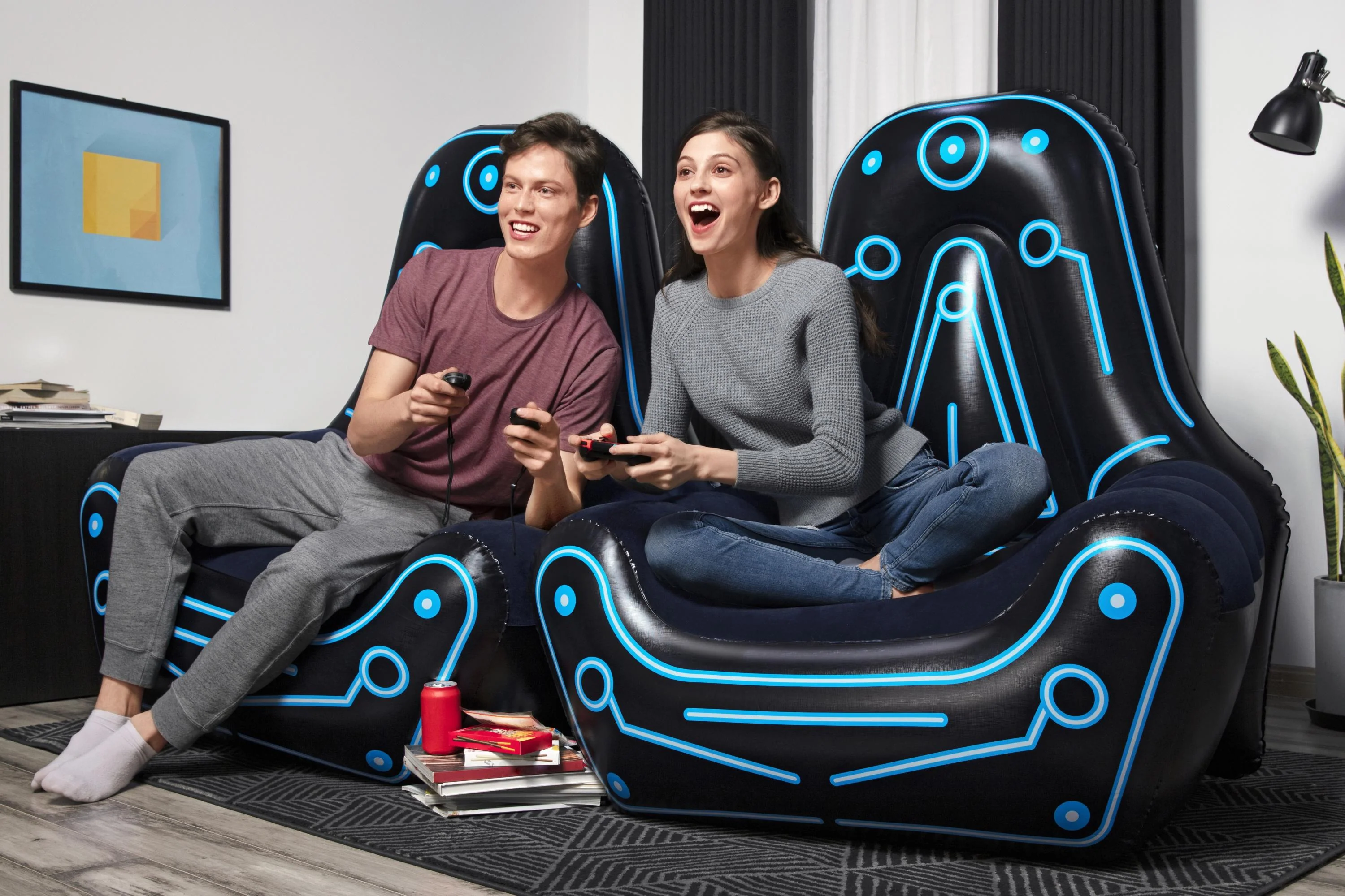 Bestway (75077) Portable Mainframe Air Chair 3.6ft x 3.2ft x 4.1ft /1.12m x 99cm x 1.25m - Image 4