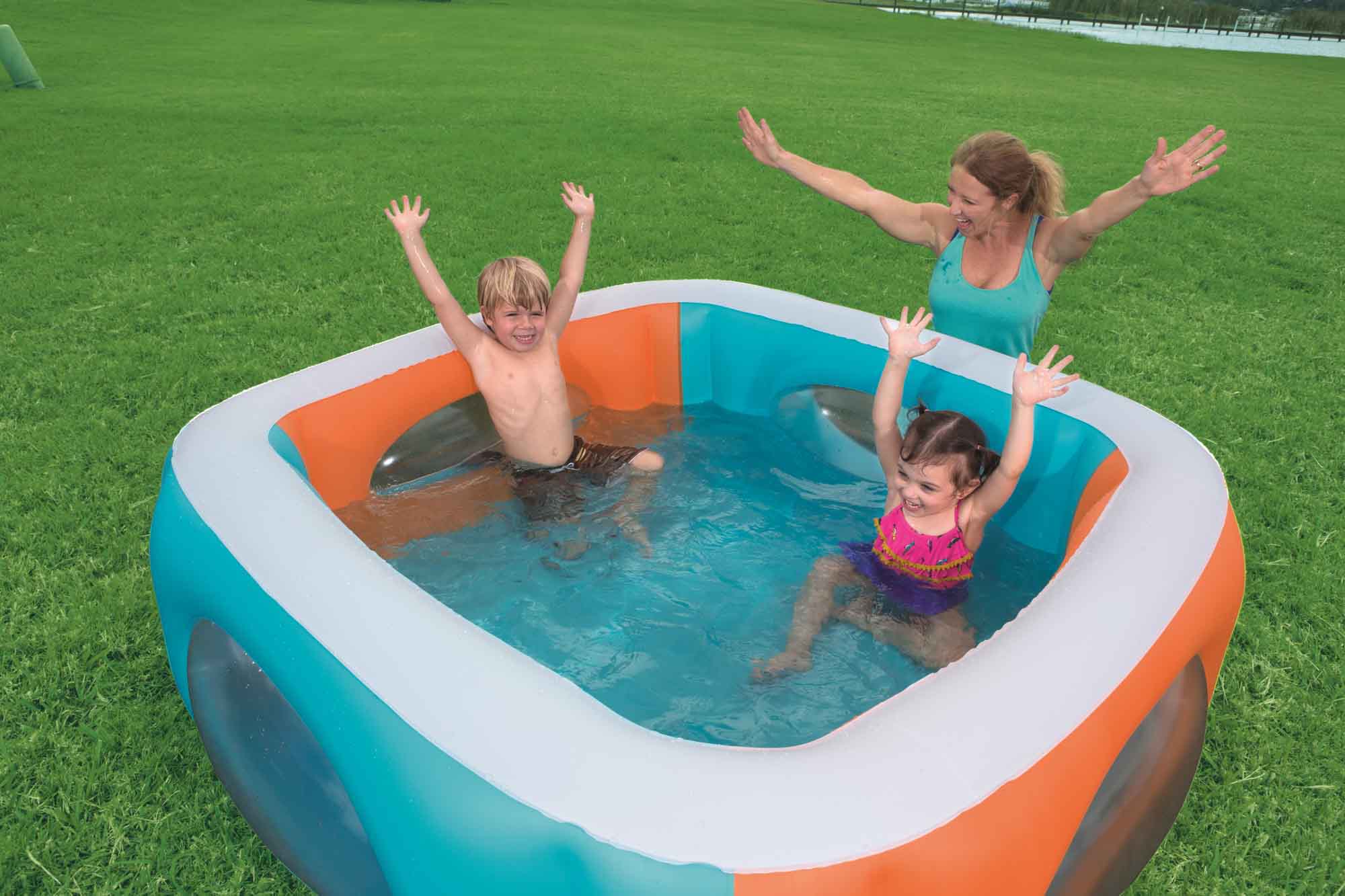 Bestway® (51132) Window Swimming Pool For Kids 66" x 66" x 22"/ 5.5 Ft x 5.5 Ft x 1.8 Ft - Image 4